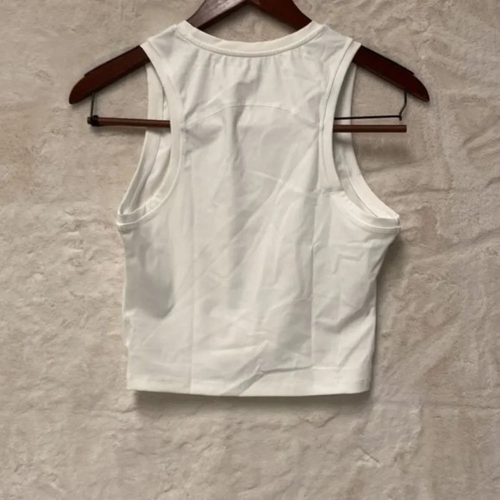 Women Crop Top Sleeveless White Color Size M